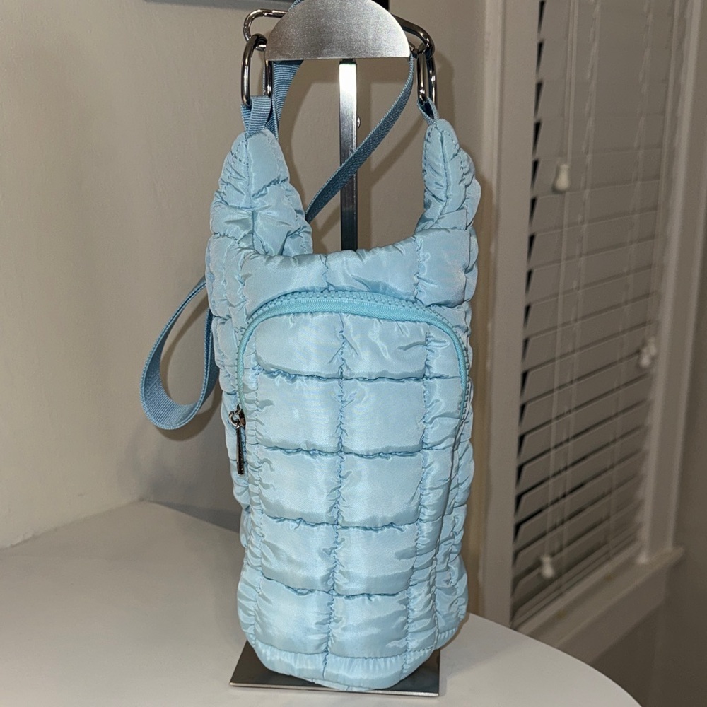Katydid Light Blue Puffer Sling Belt Bag – Water Bottle Pocket